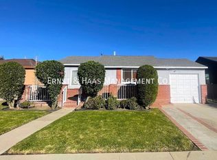 1341 W School St, Compton, CA 90220