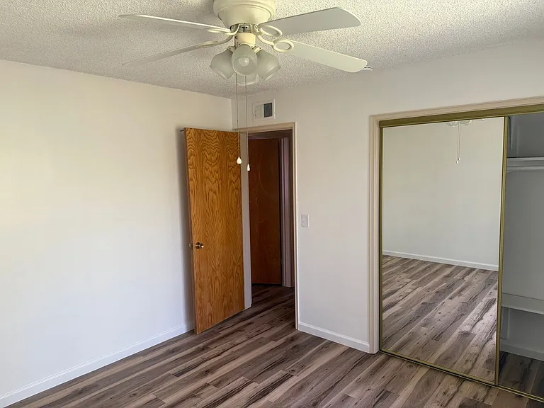 15413 Talbot Dr — Photo 24