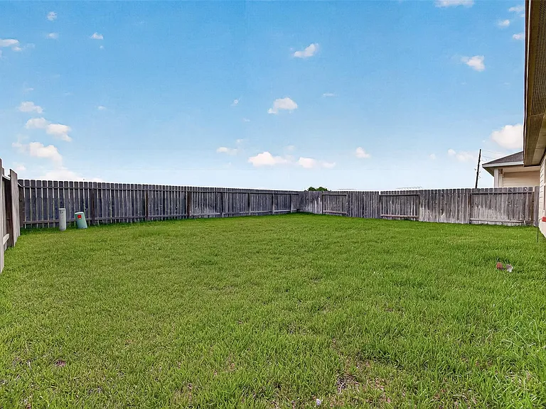 5239 Cherry Tallow Trl — Photo 40