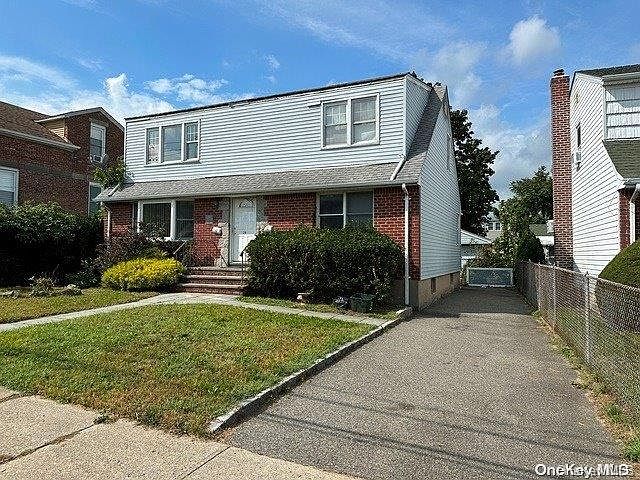 1st image of 29 Lenox Avenue