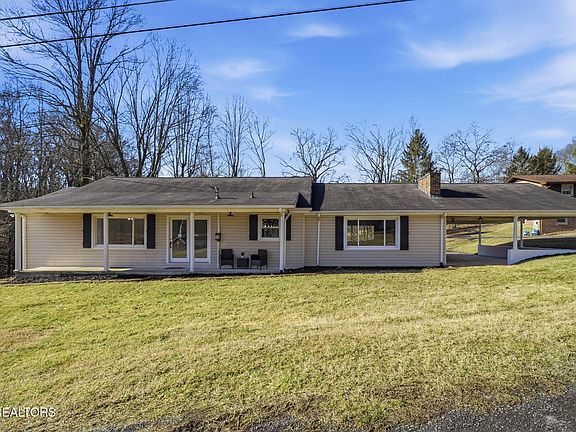 2nd image of 107 Ripley St