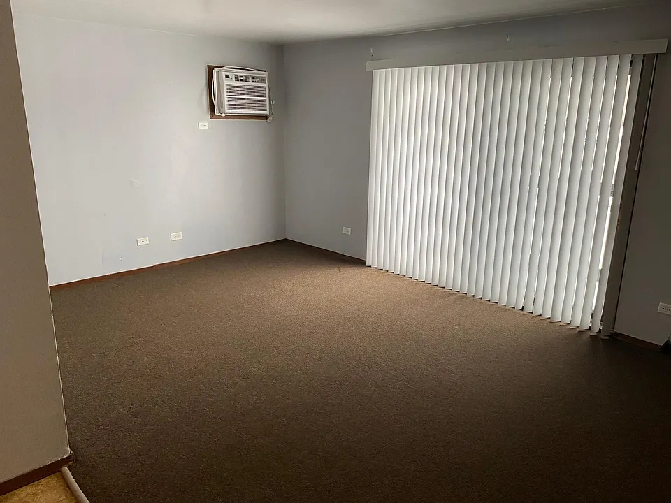104 Luella Ave