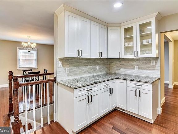 5th image of 6212 Nelway Dr