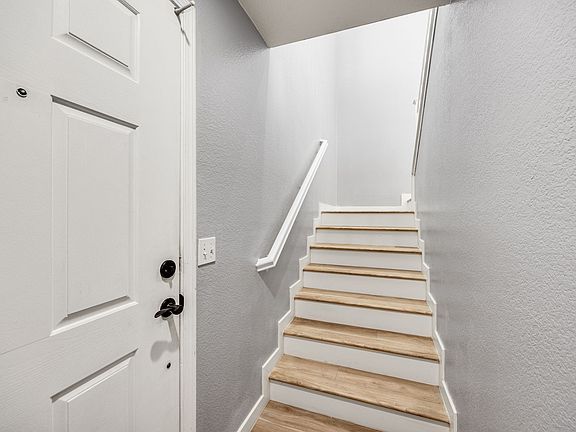 3rd image of 36309 Grazia Way
