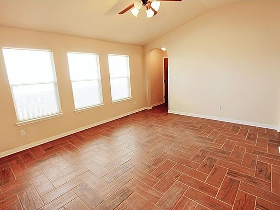 4th image of 3304 Wickham Ln