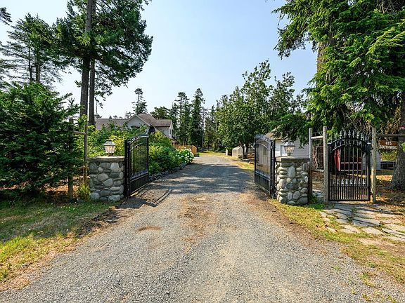 3rd image of 485 Southwind Rd