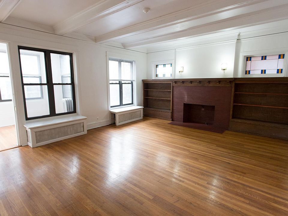 Dining/Living room
