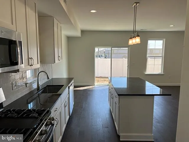 13499 Damar Dr — Photo 11