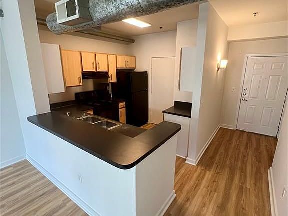 4th image of 800 Peachtree St NE APT 2501