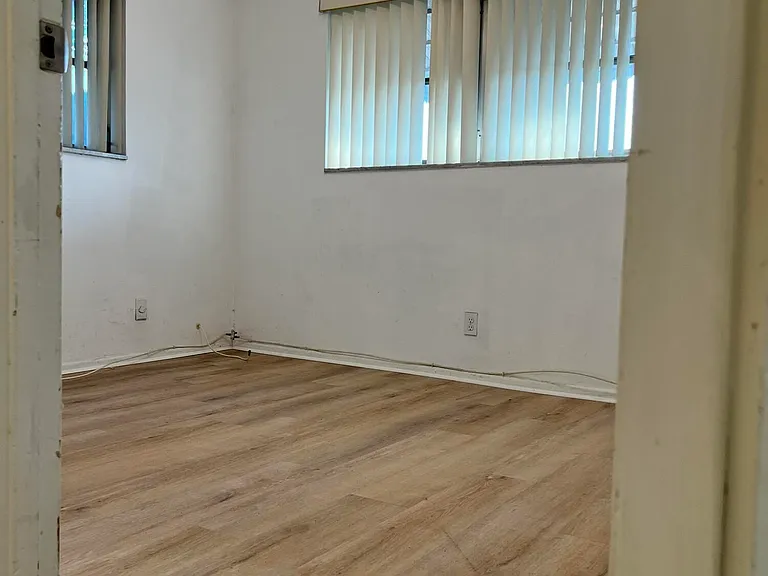 1650 NW 43rd St — Photo 5
