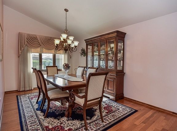 4th image of 17150 Fox Grove Ln