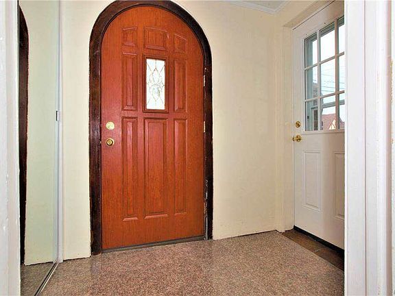 2nd image of 118 3rd St