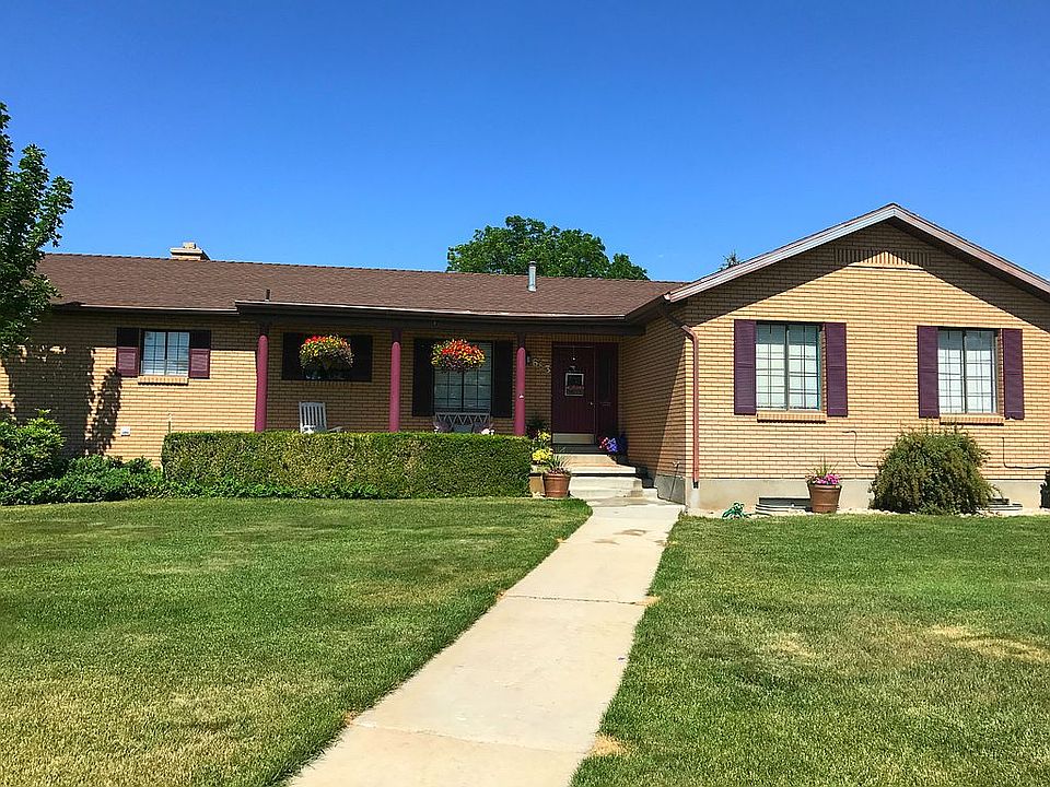 1st image of 683 E Scenic Dr