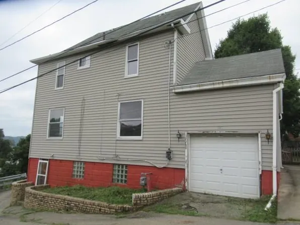 218 Luella Ave, Charleroi, PA 15022