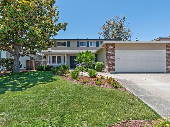 2nd image of 631 Spruce Dr
