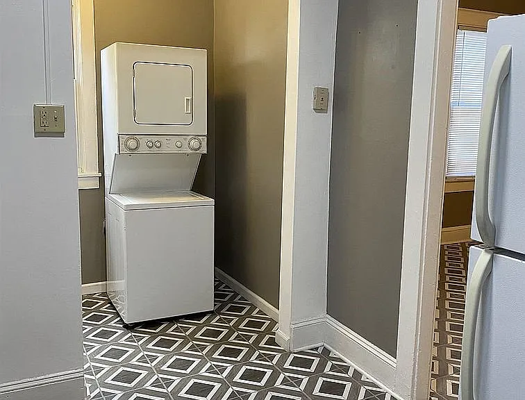 294 Academy St #2 — Photo 10