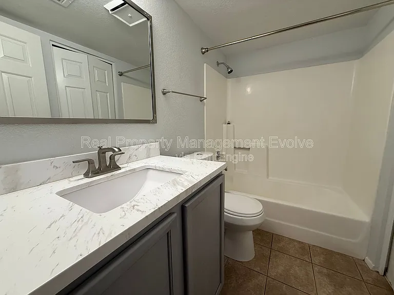 1720 E Thunderbird Rd #1062 — Photo 11