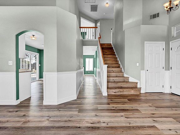 4th image of 2935 Christopher Circle