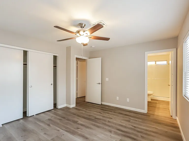 8643 E Capri Ave — Photo 10