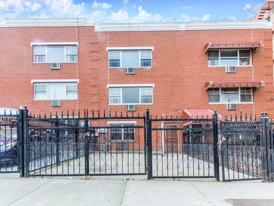 829 Longfellow Ave, Bronx, NY, 10474
