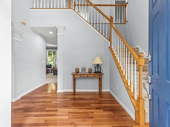 4th image of 56 Barrett Lane