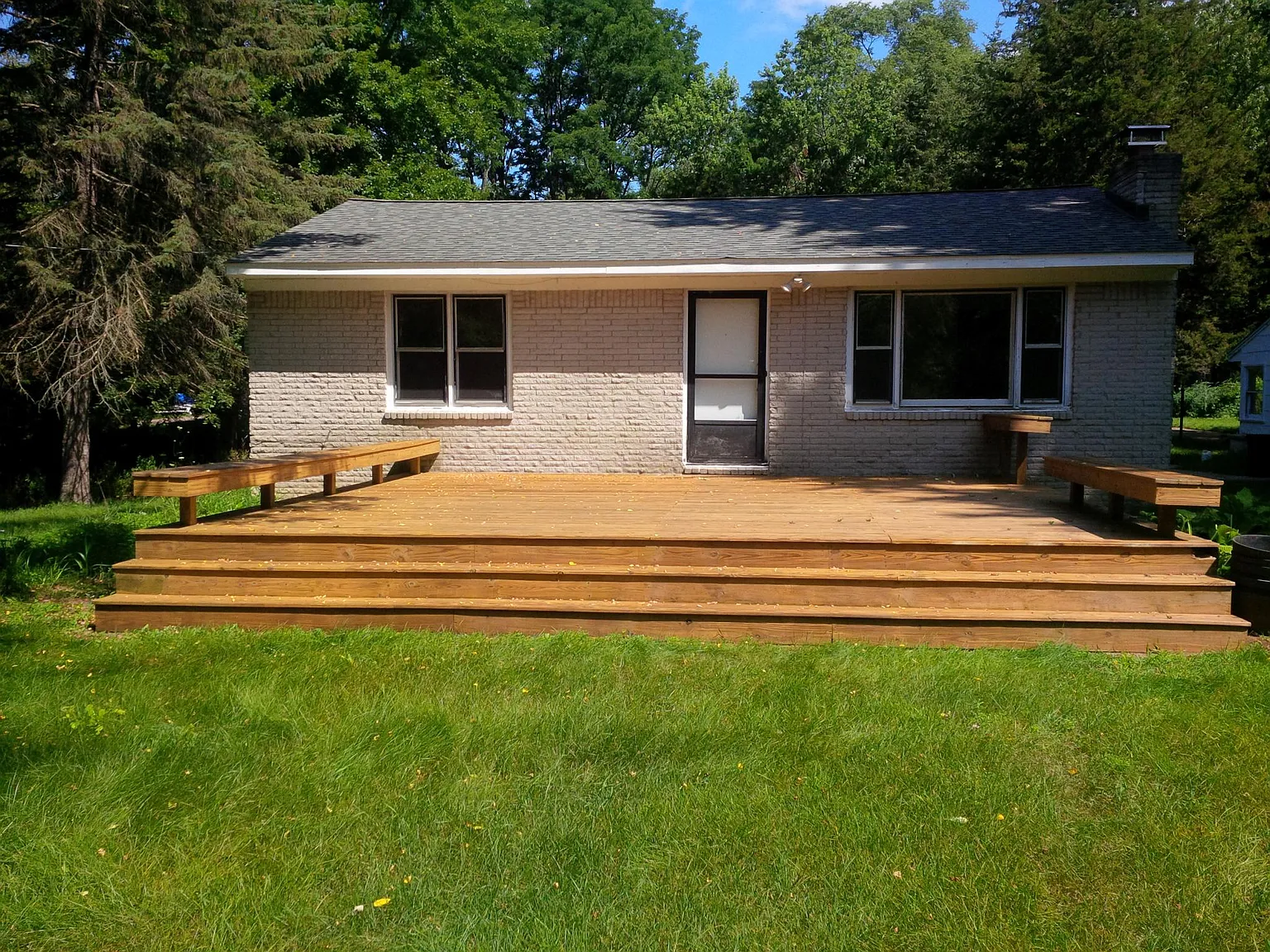11546 Sumpter Rd — Photo 2