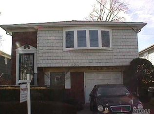 16232 84th St, Howard Beach, NY 11414