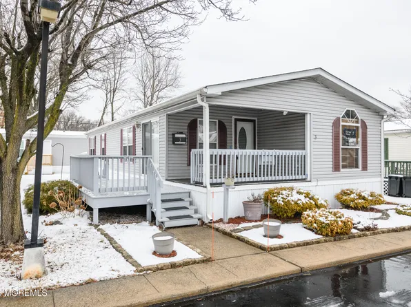 3 Kanes Lane, Hazlet, NJ 07734