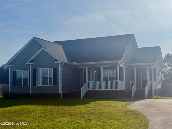 537 Rachel Lane, Grimesland, NC 27837