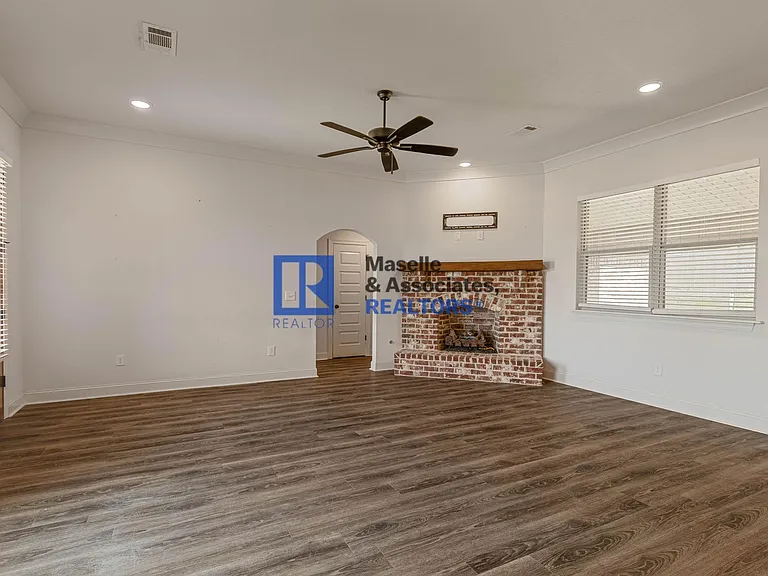509 Silver Hill Dr — Photo 9
