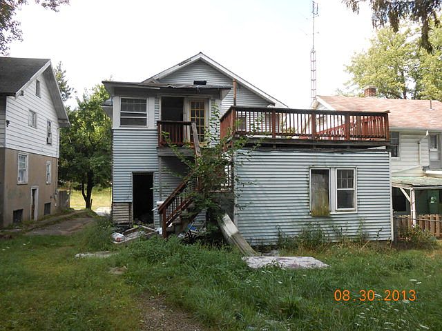 2nd image of 168 Western Ave