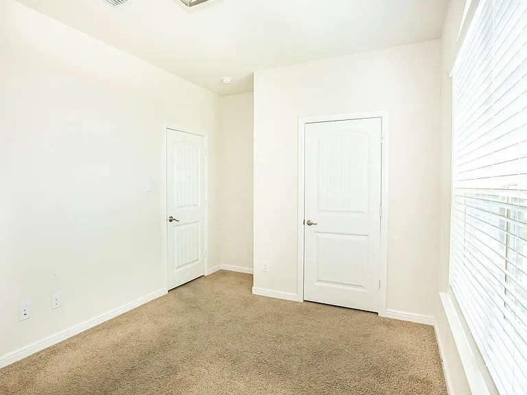 9524 Blaine Dr — Photo 17