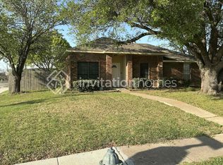 7001 Seascape Dr, Rowlett, TX 75088