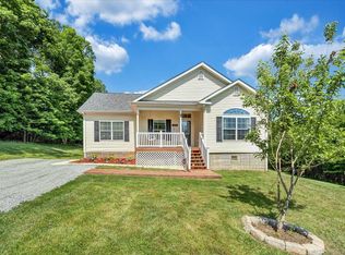 1555 Jordantown Rd, Thaxton, VA 24174