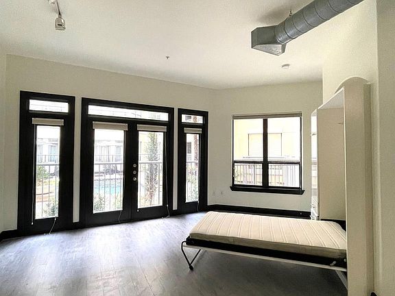 4th image of 1901 Post Oak Blvd APT 1213