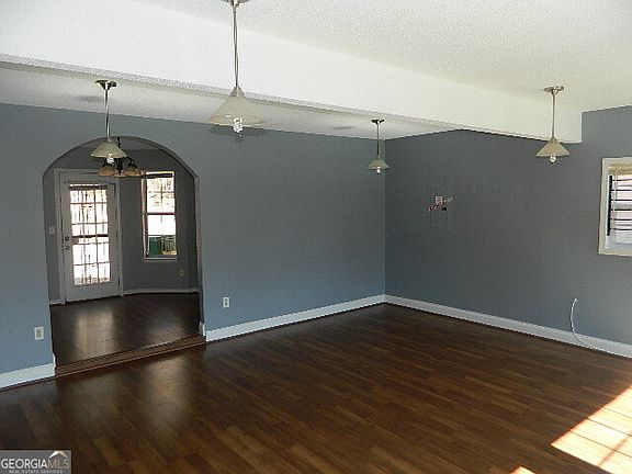 5th image of 2469 Briar Knoll Rd