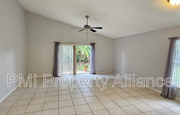 3rd image of 17343 Summer Oak Ln