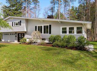 17 Little Tree Ln, Framingham, MA 01701