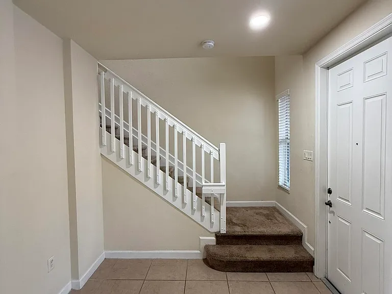 17093 SW 93rd St — Photo 3