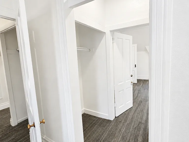13224 S Redwood Rd — Photo 20
