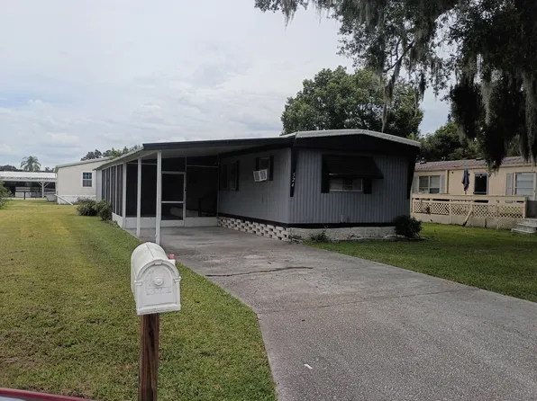 524 Lazy Lake Dr W, Lakeland, FL 33801