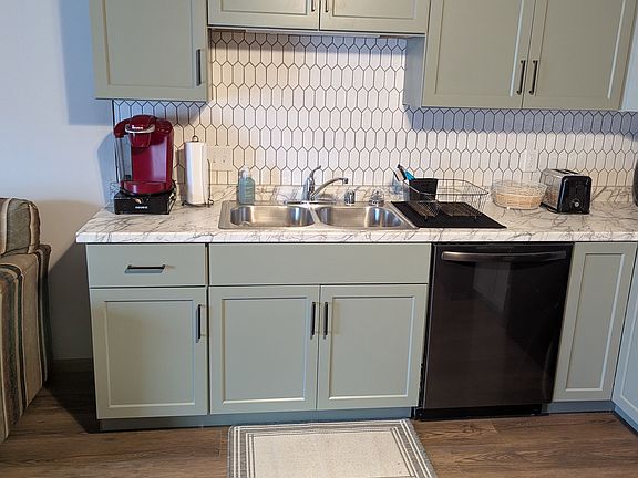 3rd image of 1100 La Crosse St APT 8