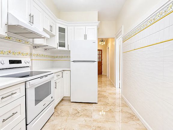2nd image of 35-44 32nd St #1C