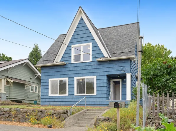 1242 8th St, Bremerton, WA 98337