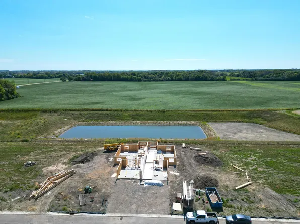 414 5th St S, Maple Lake, MN 55358