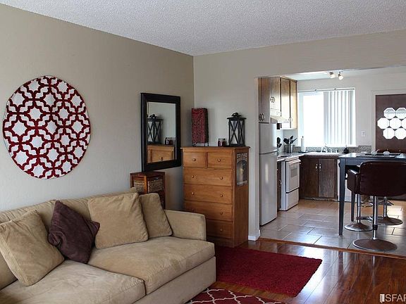 3rd image of 2108 Great Hwy APT 3