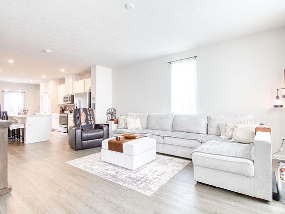3rd image of 980 Steamboat Dr #69