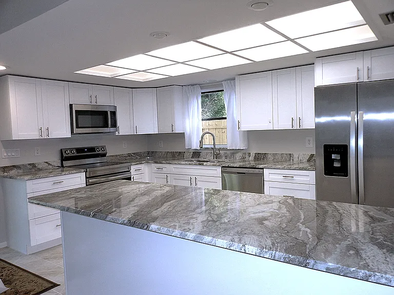 3416 Avenida Madera — Photo 7