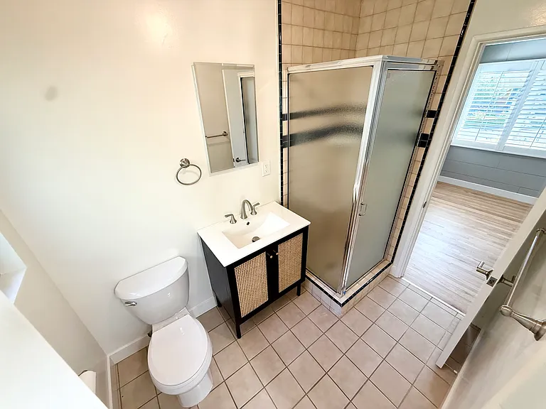 3562 Addison St — Photo 18