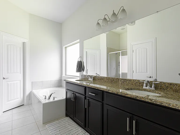 3901 Shadewell St — Photo 22